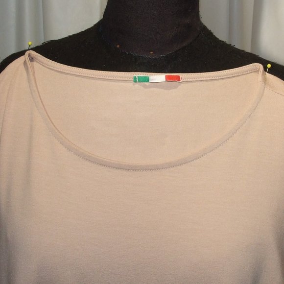 Skin Color Dusty Rose Stretchy Top Women's Size XL Due Fashion Made in Italy - Picture 5 of 5